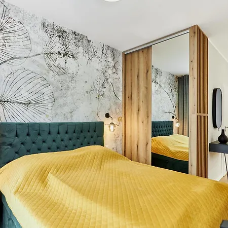 - Seaside Garden 59 *